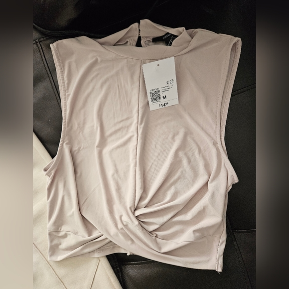 H&M Set - Picture 7 of 7